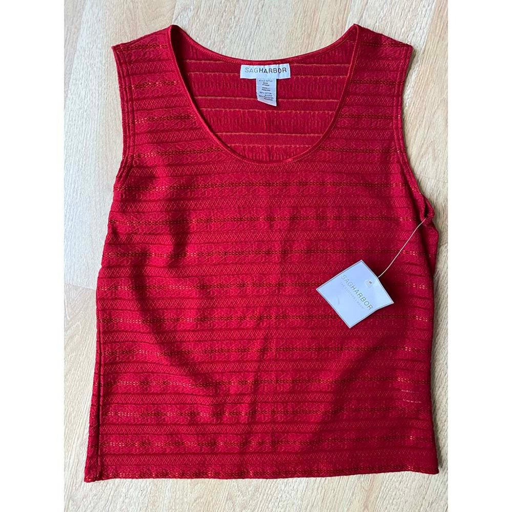 Sag Harbor Red Textured Tank Top NWT Classy